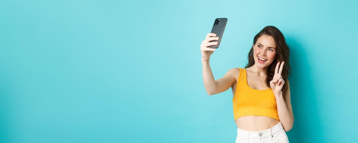 Как попасть в рекомендации TikTok: как работают алгоритмы в 2026 году